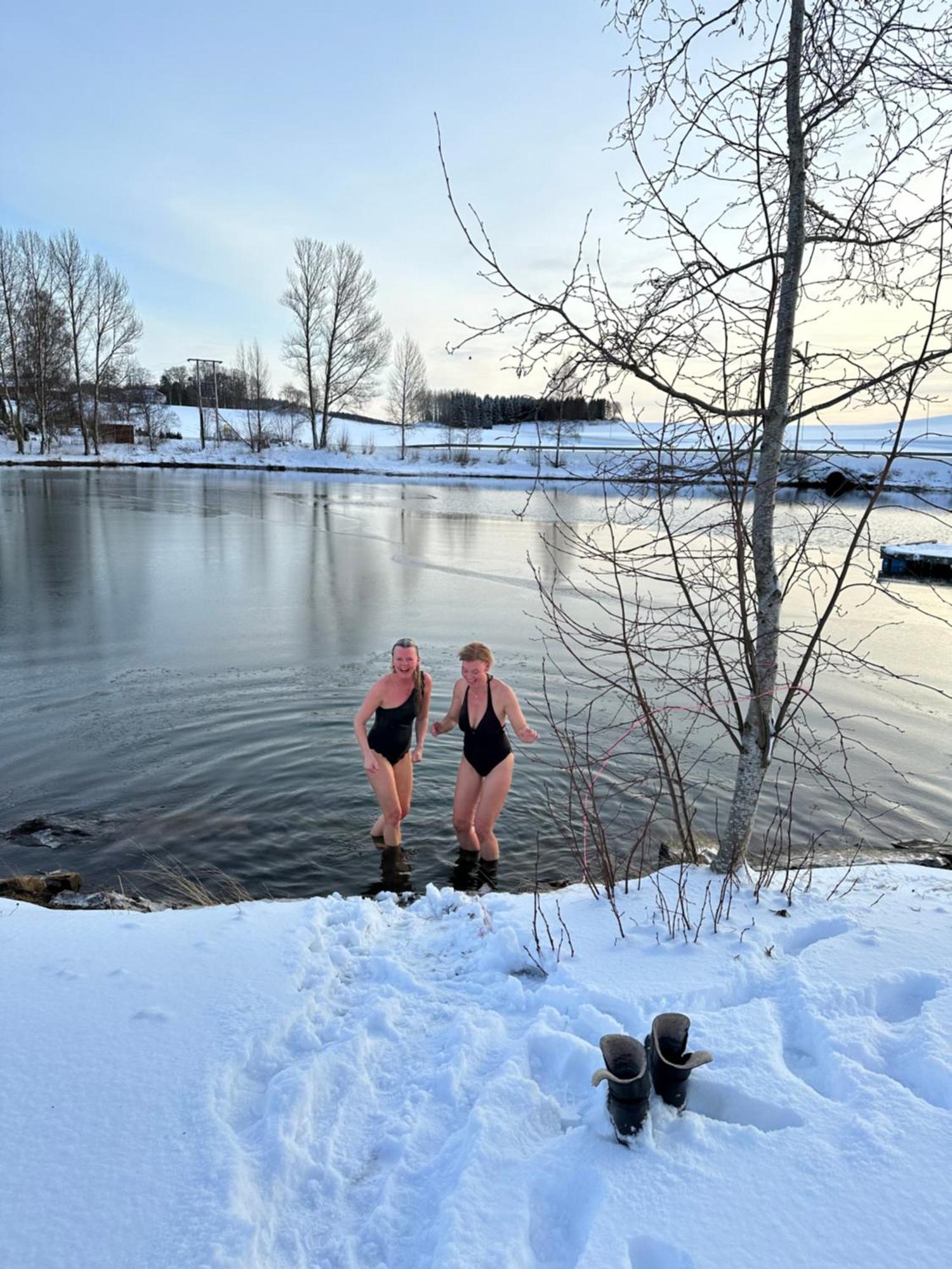 Saga, Badehotell Med Sauna Og Badebrygge - Inderoy Straumen  Exterior foto